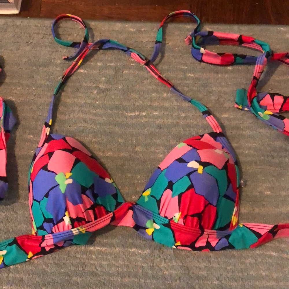 Aerie size small multicolor and multi-way swimsuit top, excellent condition